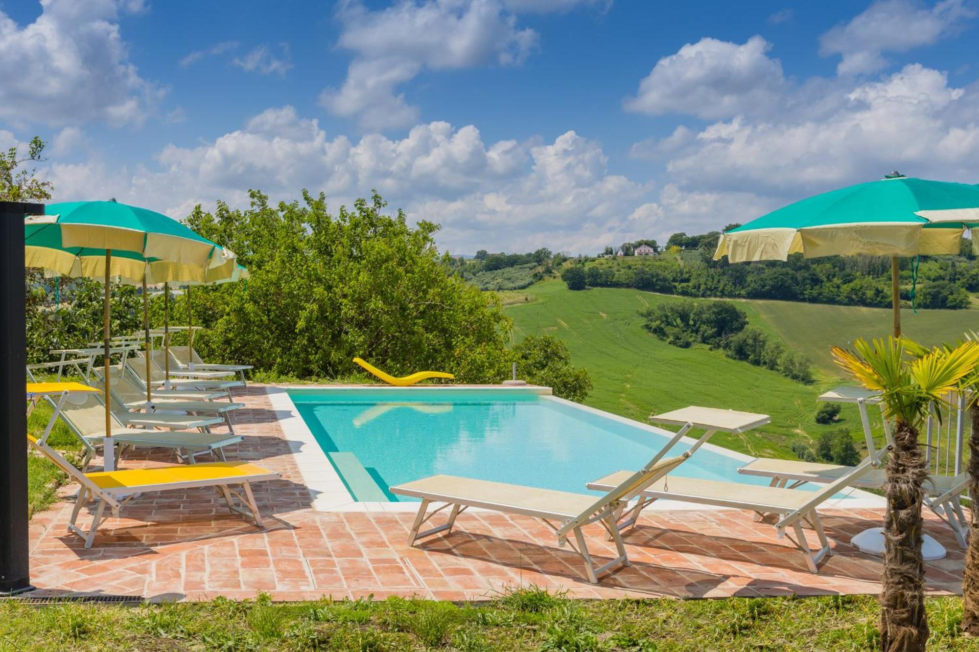 Villa Michela Barchi エクステリア 写真