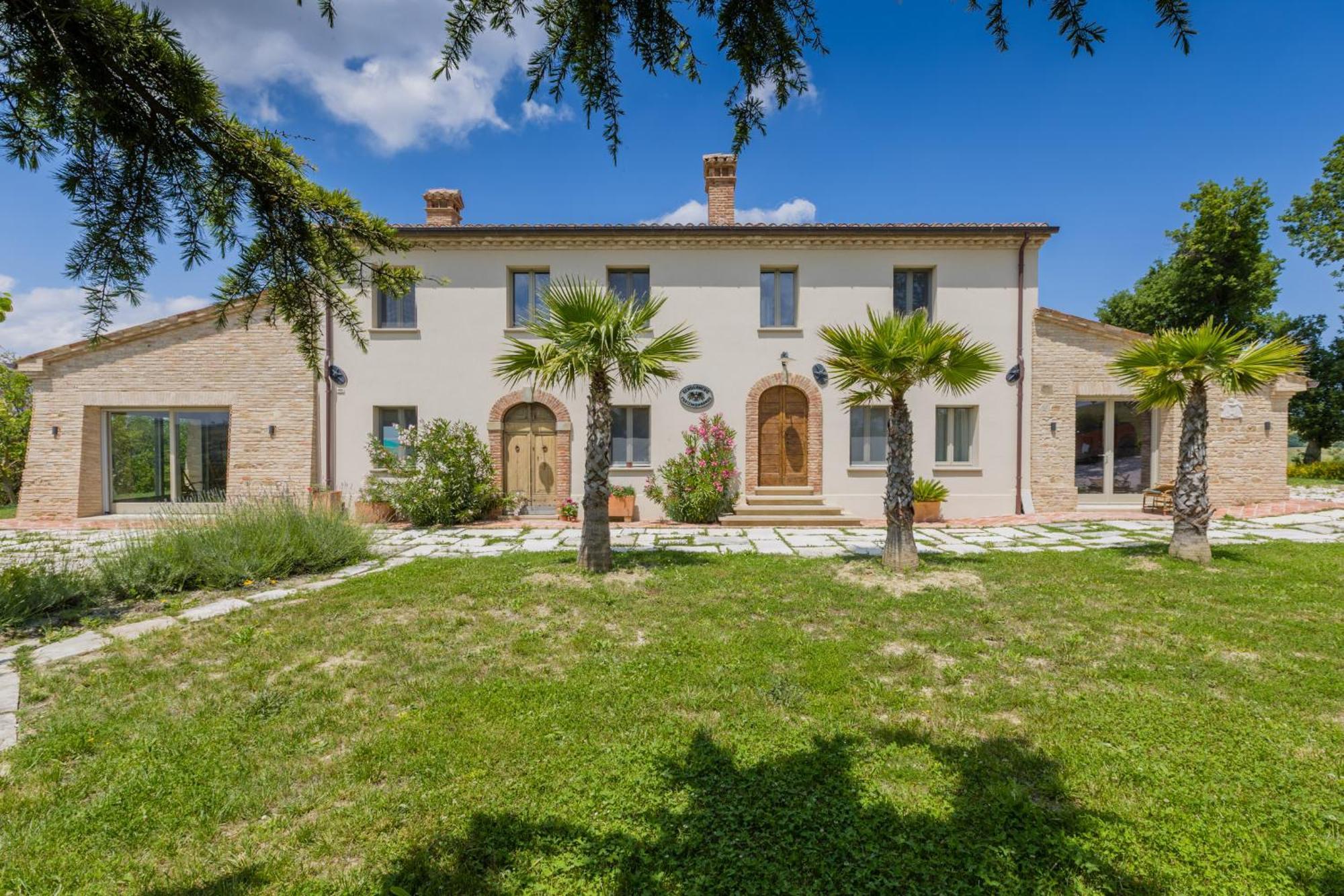 Villa Michela Barchi エクステリア 写真